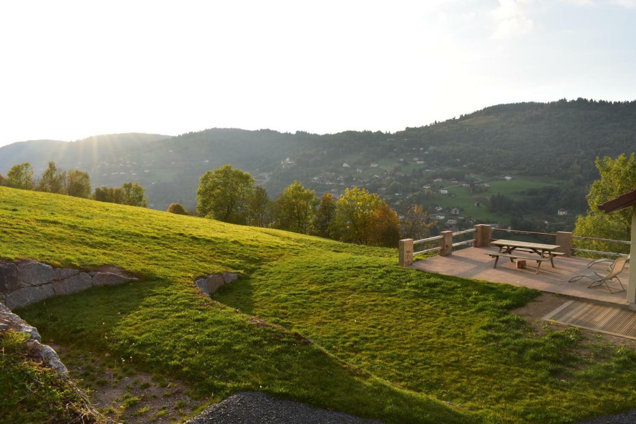 Gites De Moyenmont لابْريسْ المظهر الخارجي الصورة